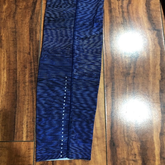 Lululemon Fast & Free 7/8 Tight II *Nulux 25"
Linear Flux Light - Picture 10 of 12